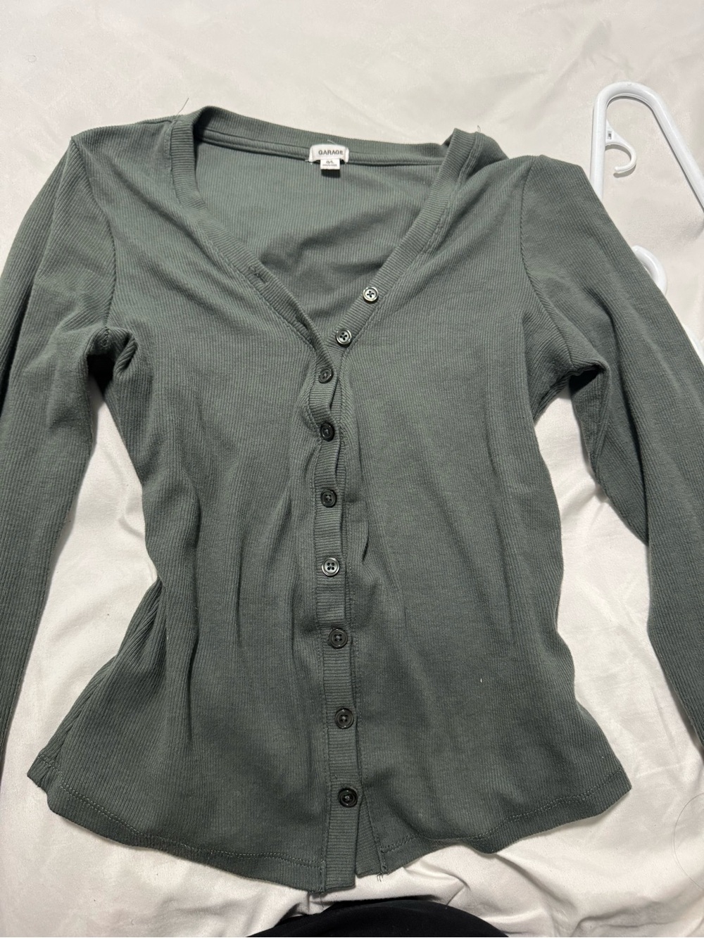 Olive 🫒 Green Ribbed Button-Front Women's Top Long sleeve Size L